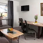 Butterfly جارمش بارتنكيرشن