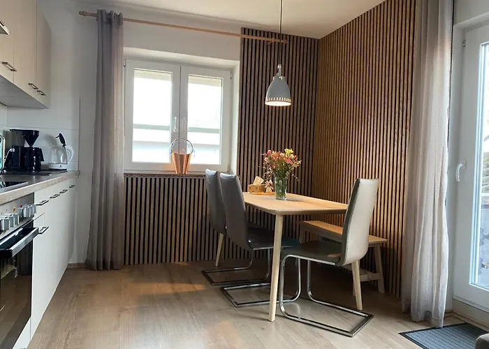 Butterfly Apartment *