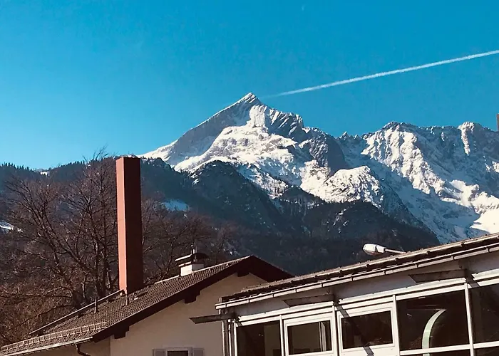 Butterfly Apartment *